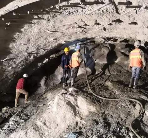 博白拱顶带模注浆料的施工流程及注意事项